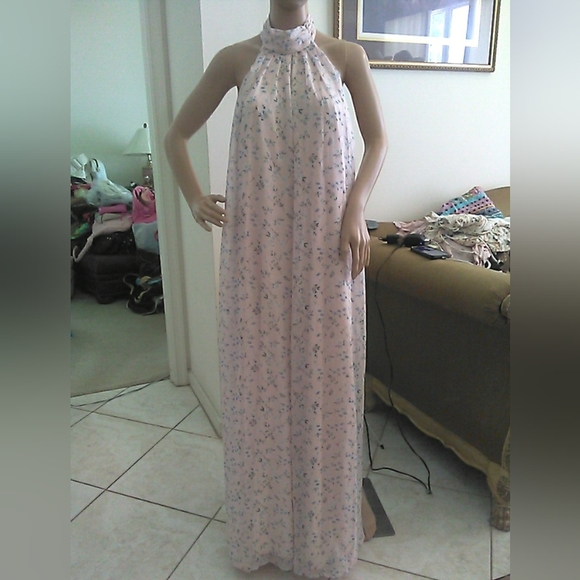 NWT CHOOSY Chic Floral Halter JUMPSUIT Soft Pink W/ FLOWERS SUPER LIGHT/ LINED - Picture 1 of 11